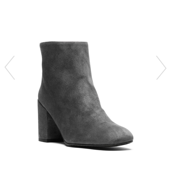 Stuart Weitzman Shoes - Stuart Weitzman Bacari Bootie LIKE NEW!